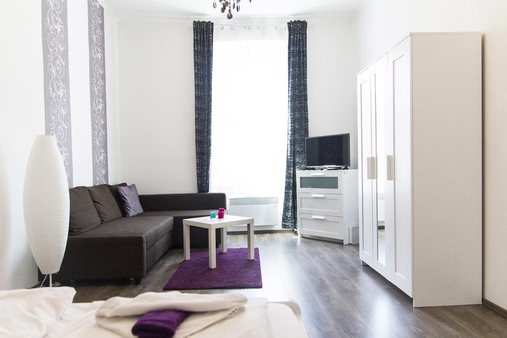 Bright 2Br&Ac Apt At Astoria Budapest Ngoại thất bức ảnh